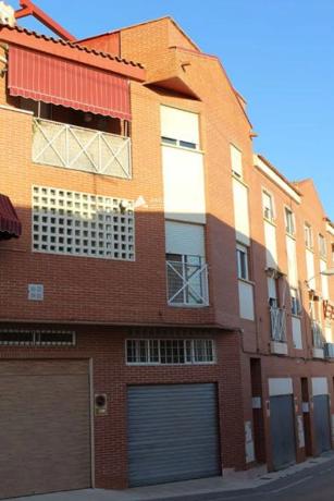 Chalet adosado en calle Pintor Sorolla