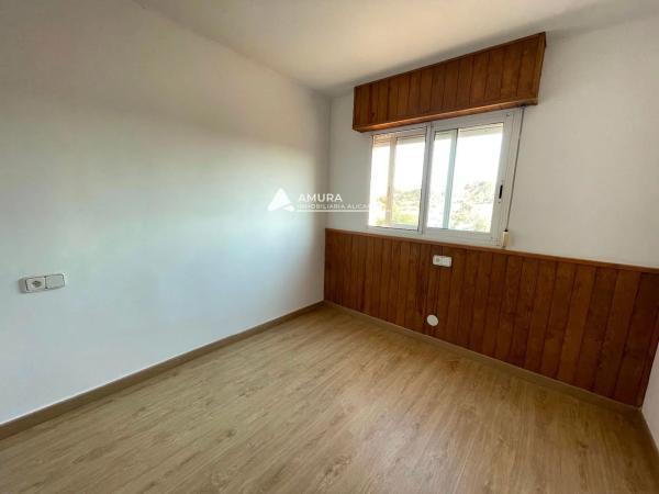 Chalet adosado en calle Pintor Sorolla