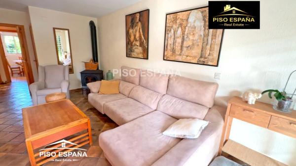 Chalet adosado en Av Creuetes