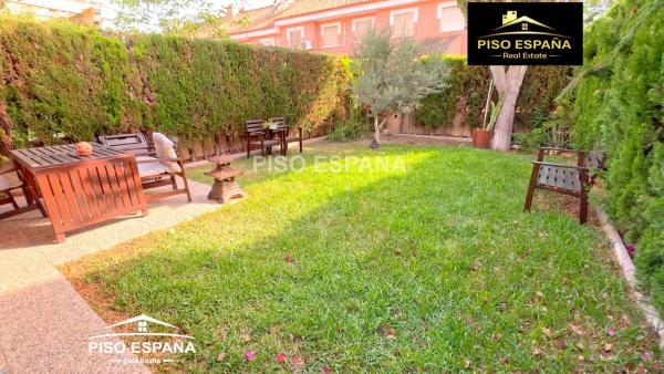 Chalet adosado en Av Creuetes