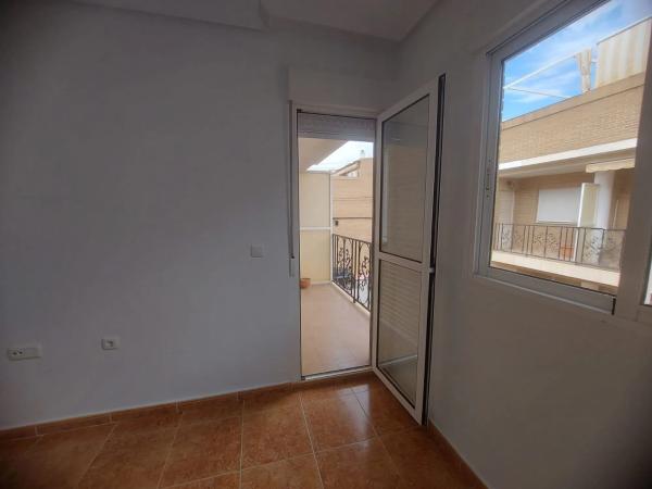 Chalet adosado en calle Pizarro