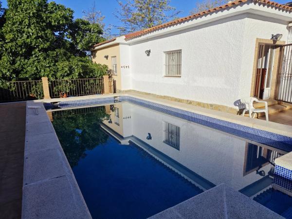 Casa independiente en calle Abedul, 12