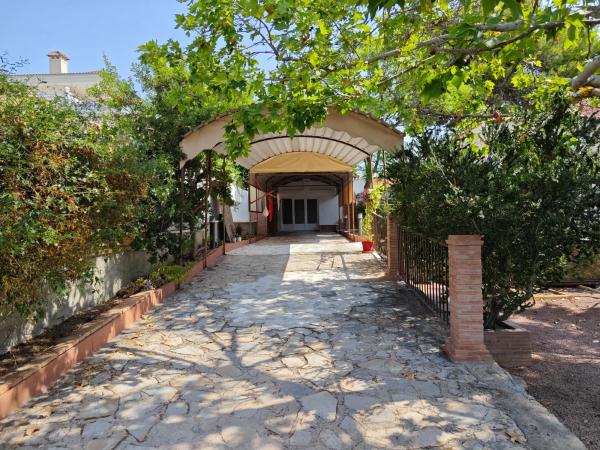 Casa independiente en calle Abedul, 12