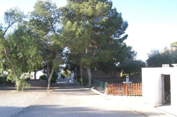 Casa independiente en calle Partida del Raspeig
