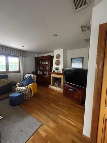 Casa independiente en calle Serra de la Grana