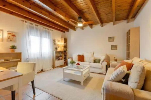 Casa independiente en camino solana