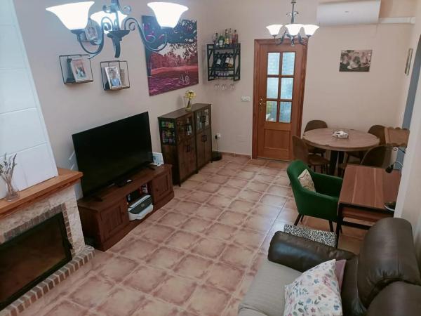 Casa independiente en avenida Fernando Fenoll Bergua