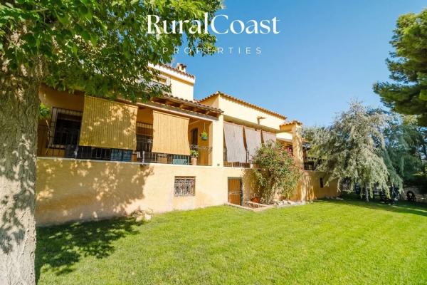 Casa independiente en Urbanización Maigmó, 84