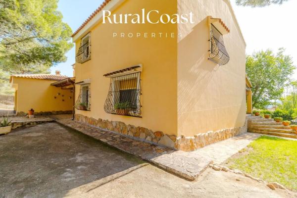 Casa independiente en Urbanización Maigmó, 84