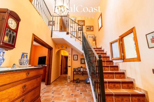 Casa independiente en Urbanización Maigmó, 84