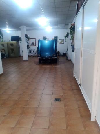 Chalet adosado en calle de la Constitució