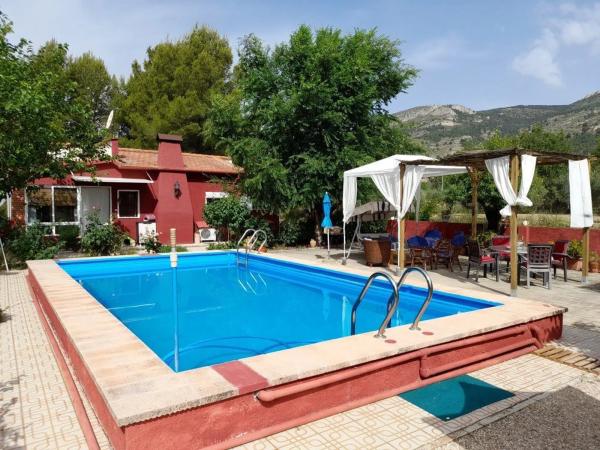 Casa independiente en partida Amarchall, 131