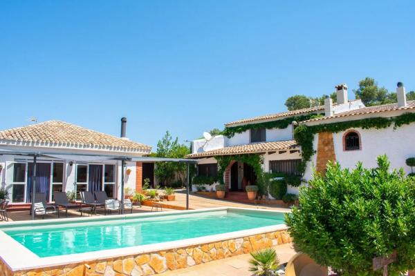 Masía en Casa de la Capona, 03430 Onil, Alicante s/n