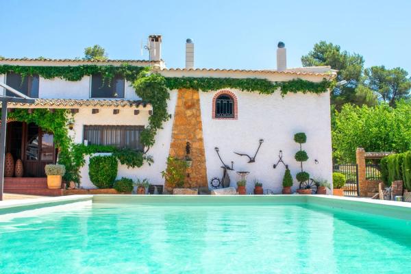 Masía en Casa de la Capona, 03430 Onil, Alicante s/n