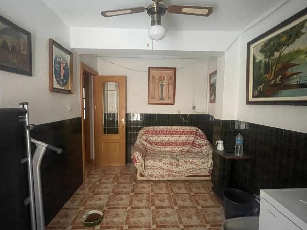 Chalet adosado en calle Zorrilla, 49