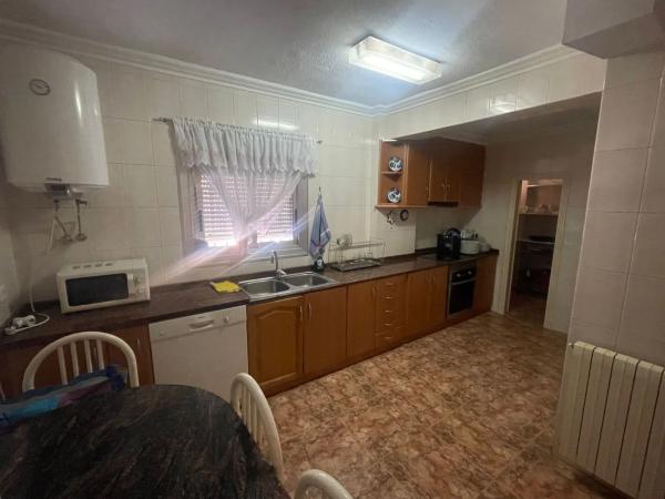 Chalet adosado en calle Zorrilla, 49