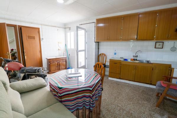 Chalet adosado en calle Velázquez