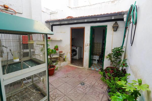 Chalet adosado en calle Velázquez