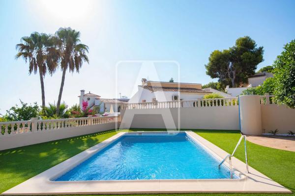 Chalet en La Fustera