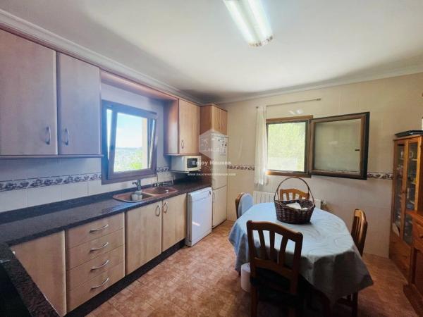 Caserón en Partida Lleus