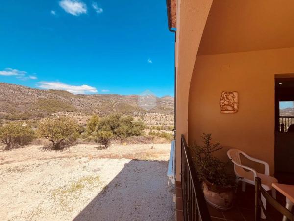 Caserón en Partida Lleus