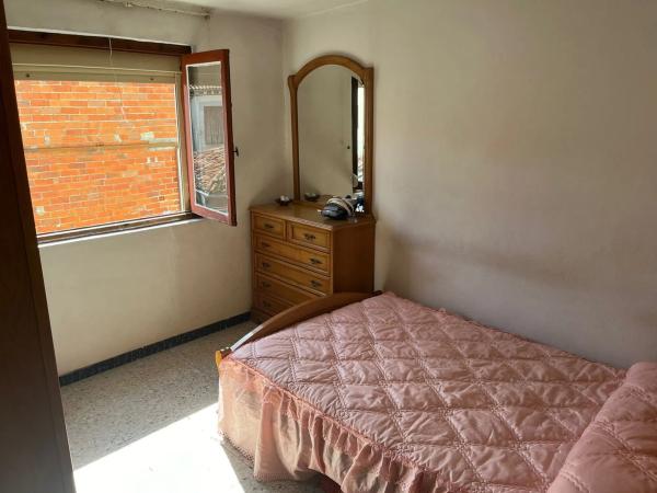 Casa independiente en Caserio Cimadevilla, 25 a