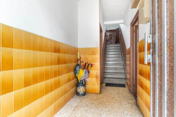 Casa independiente en avenida Leitariegos, 40