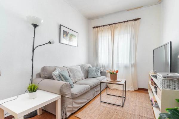 Casa independiente en avenida Leitariegos, 40