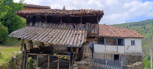 Casa de pueblo en Tebongo, 45