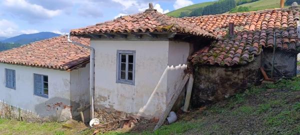 Casa de pueblo en Tebongo, 45