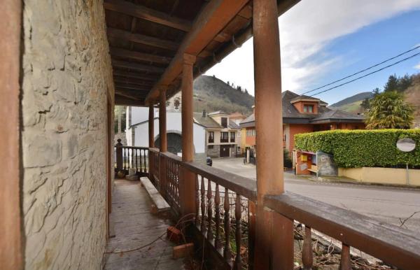 Casa independiente en Soto del Barco - Cornellana