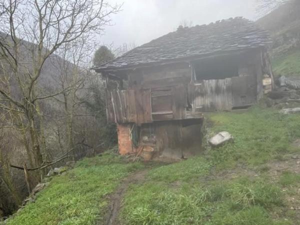 Casa de pueblo en Vía, 2