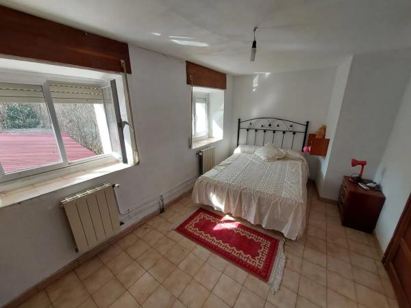 Casa independiente en calle Uría