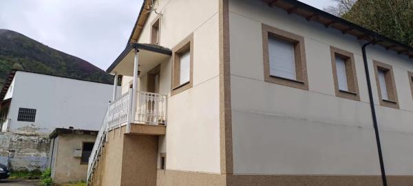 Casa independiente en Moal, 27