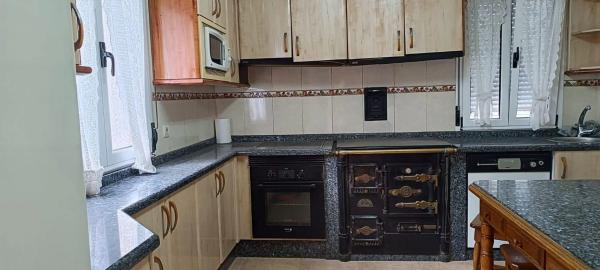 Casa independiente en Moal, 27