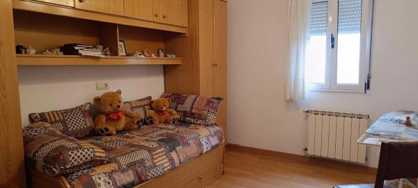 Casa independiente en Moal, 27