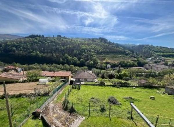 Casa independiente en Regla de Corias, 46