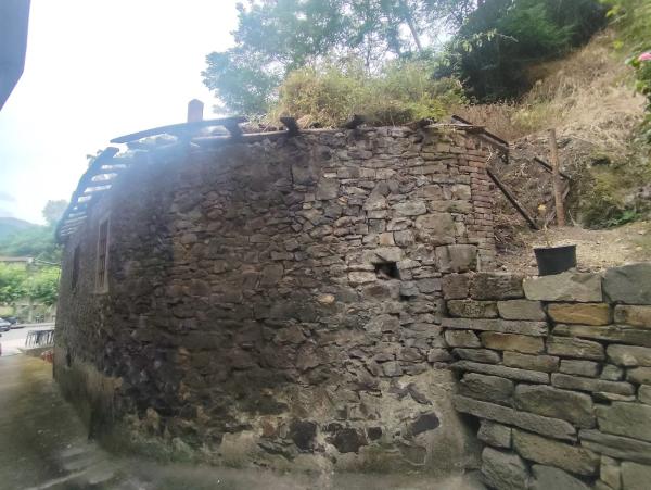 Casa de pueblo en La Felguera s/n