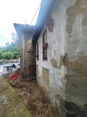 Casa de pueblo en La Felguera s/n