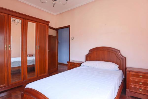 Casa independiente en calle Arriondo Alto, 42