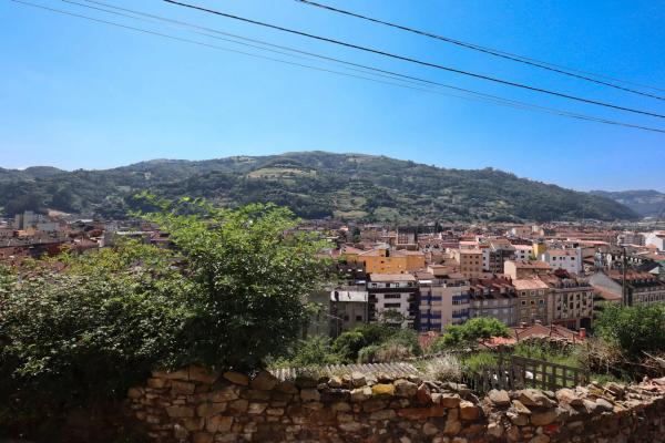 Casa independiente en calle Arriondo Alto, 42