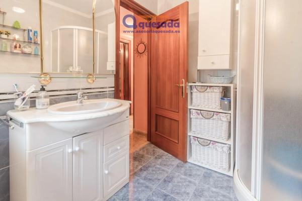 Casa independiente en Lg Columbiello, 44