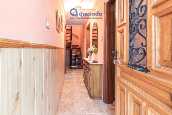 Casa independiente en Lg Columbiello, 44