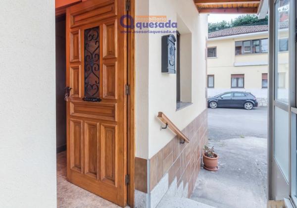 Casa independiente en Lg Columbiello, 44