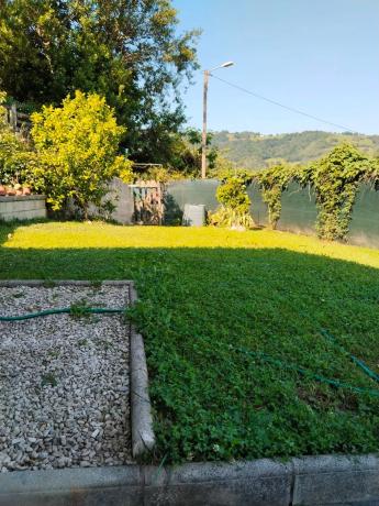 Casa de pueblo en pola de lena s/n