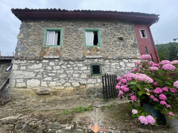 Casa de pueblo en La cortina s/n sn