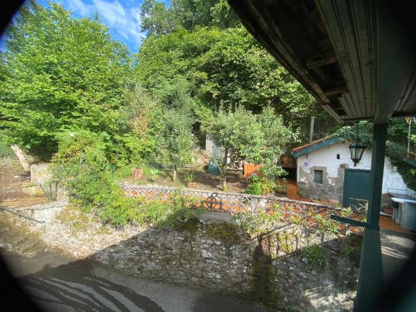 Casa de pueblo en Caserio Pinedo, 11