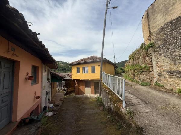 Casa independiente en Mi-10