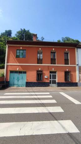 Casa de pueblo en Lg Valdedios