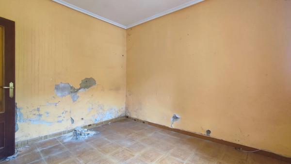 Casa de pueblo en Lg Valdedios